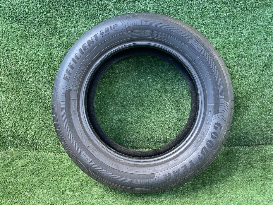 Set 4 anvelope vara Good Year Eficient grip 205 60 R 16 92 V Dot 0622 profil 4mm-4,5mm