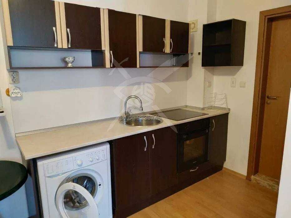 Продава се Двустаен апартамент в к.к. Слънчев бряг - 63 кв.м за 588 €/кв.м - Снимка #1