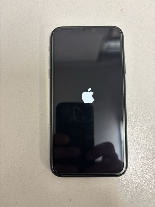 iPhone 11 64 GB-тъмно сив
