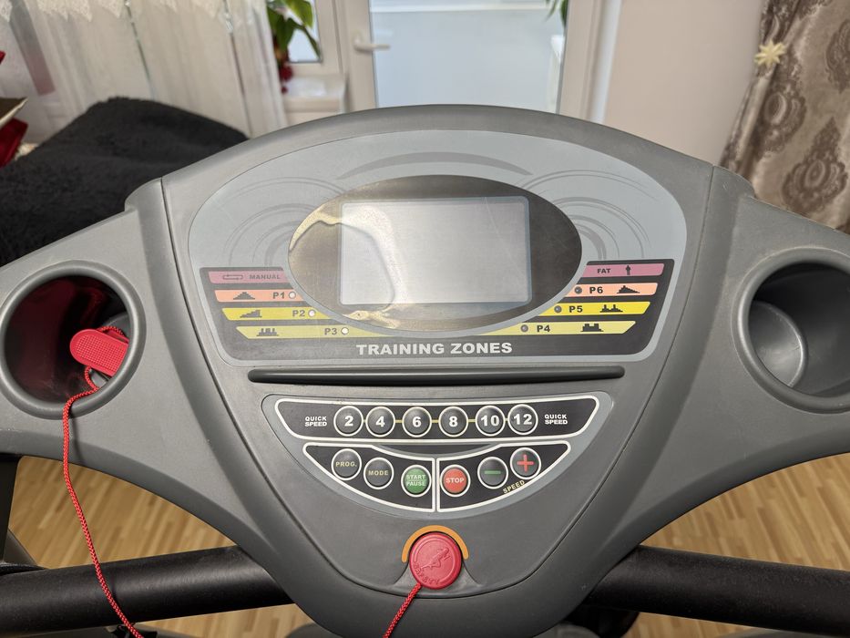 Banda alergare DHS 1200CB