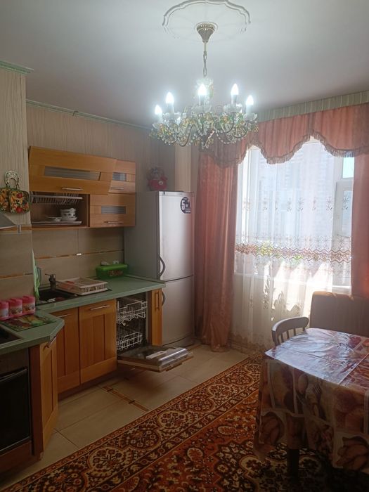 Сдам 2х комнатную квартиру ЖК Сезам, ул, Кенесары 51