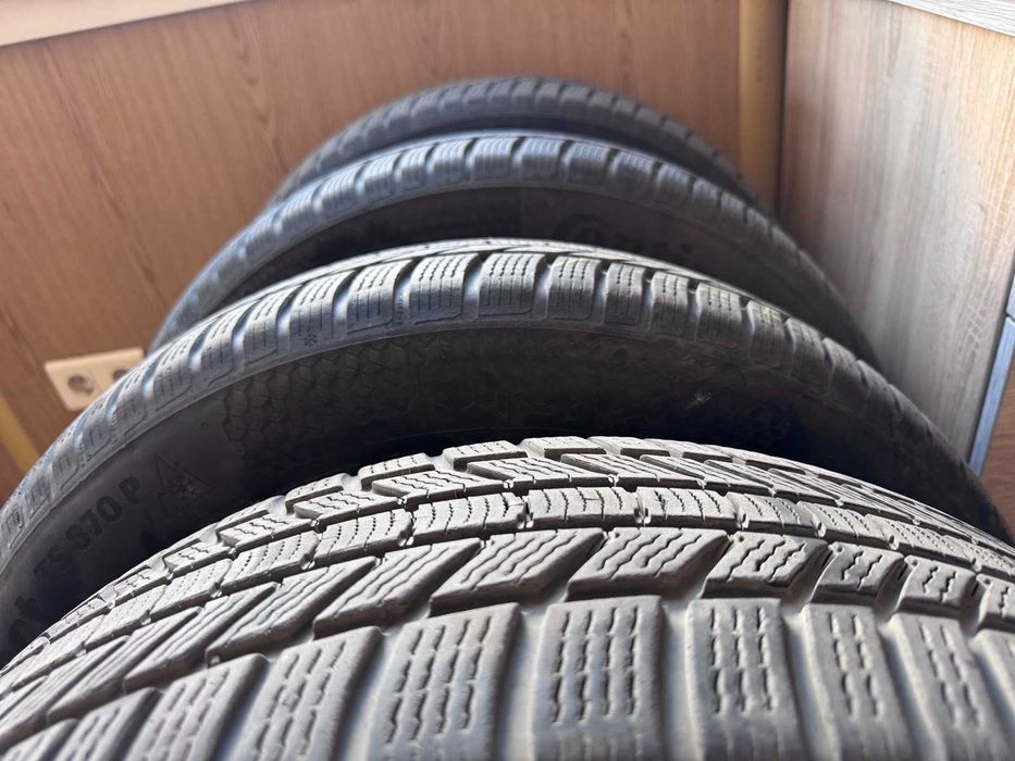 Гуми Continental 225/60 R18 V XL