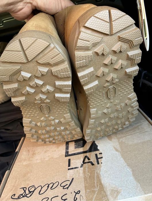 bocanci militari Deckers 28,5  marimea 43