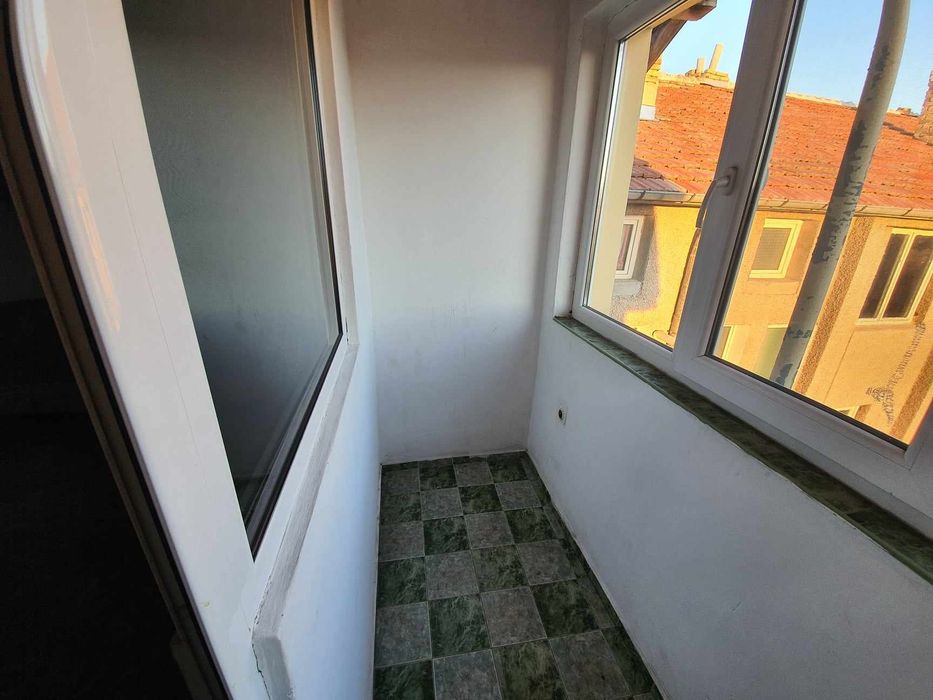 Дава се под наем Двустаен апартамент в Търговище, Боровец - 65 кв.м за 137.7 € - Снимка #7