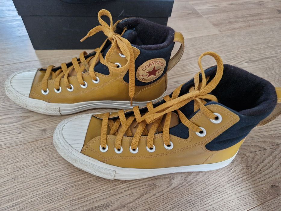 Tenesi înalți Converse, piele, 38.5