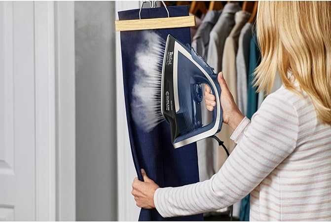 Парна ютия против котлен камък, 2800 W Tefal FV6846 Ultragliss Plus