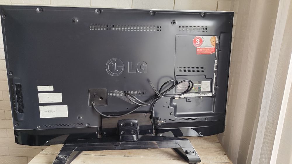Телевизор LG (оригинал)