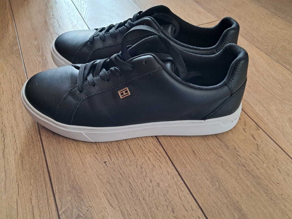 Tommy hilfiger дамски маратонки 38н