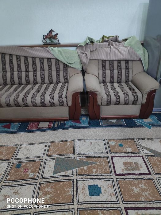 Комплект угловой диван-кровать с креслом для больших гостинных