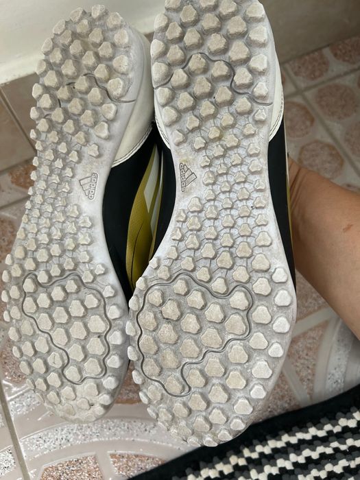 Adidasi crampoane Adidas, 42