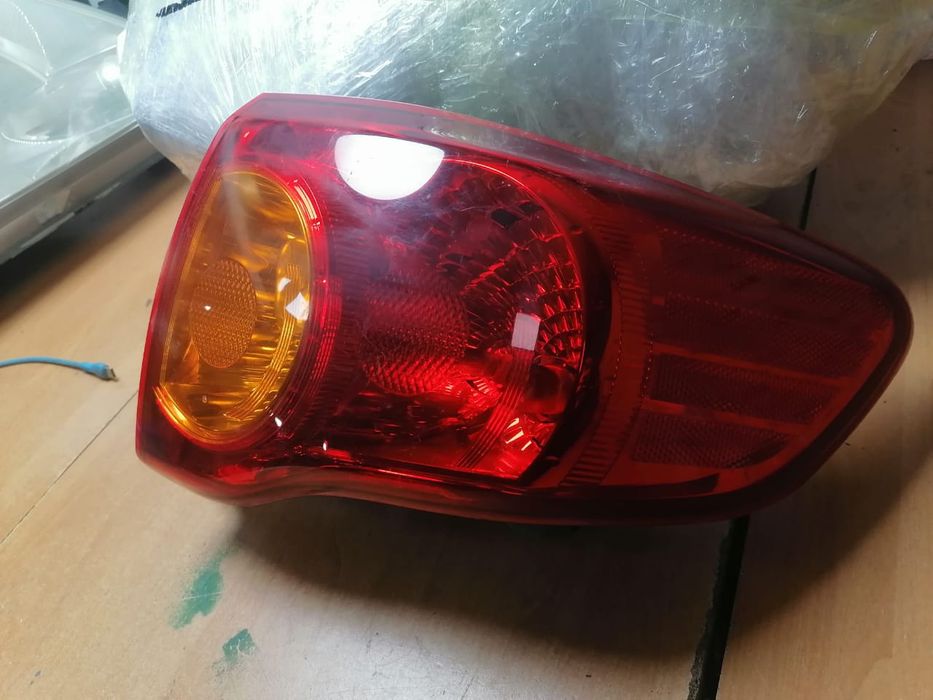 Тойота королла фары