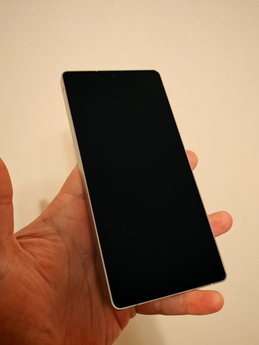 Samsung Galaxy S25 Ultra 256GB Silverblue Като Нов / Гаранция / Бартер