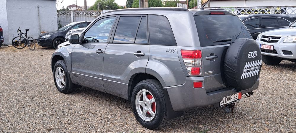 Suzuki Grand Vitara 1.9 DIESEL 130 cp 4x4 mic/MARE an 12.2006 RAR EFECTUAT