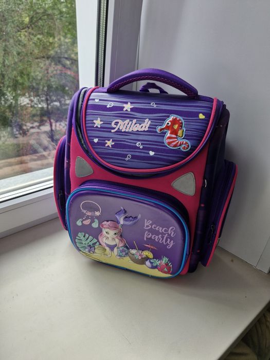 Школьный рюкзак для девочки