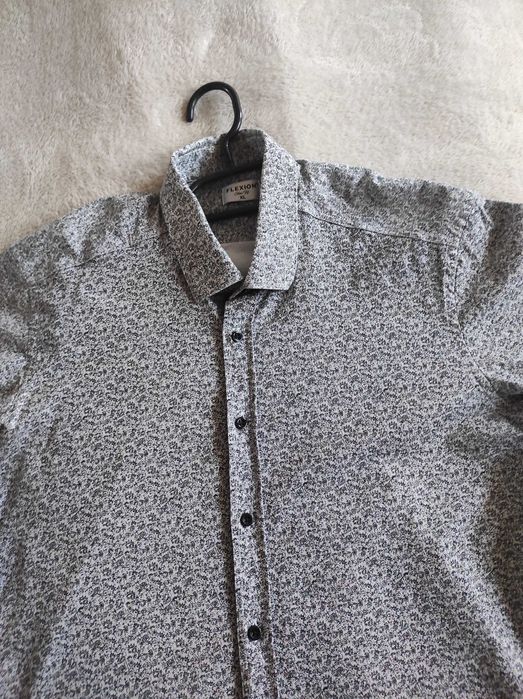 Мъжка риза размер XL