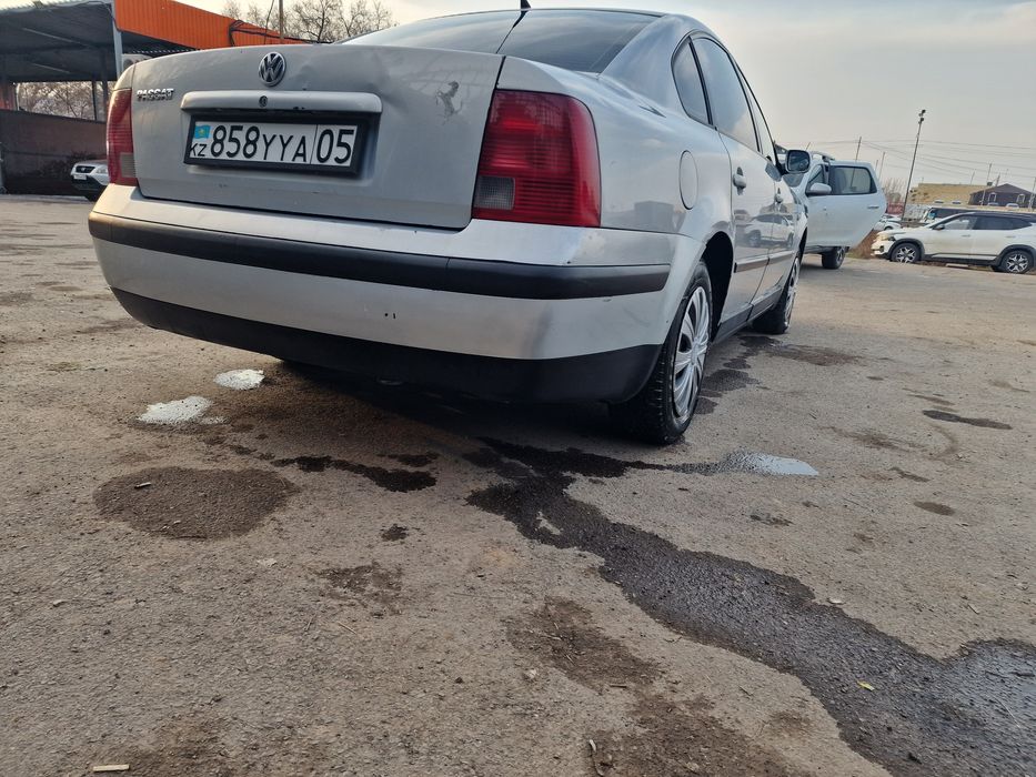 Продам авто Пассат б5 1.6литр автомат