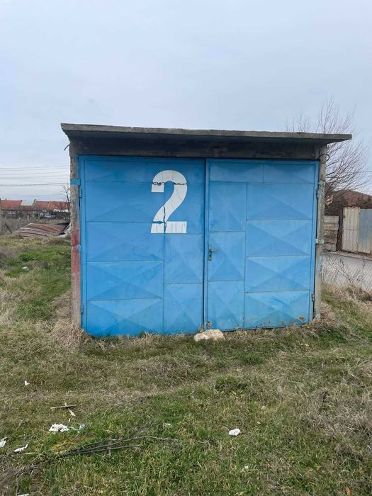 Гаражни клетки бетонен гараж