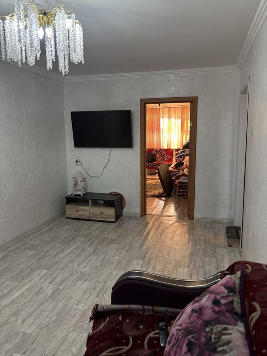 Продам 2 комнатная квартира