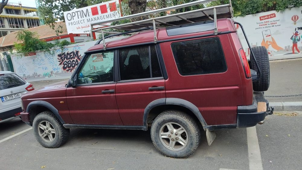 Vand mașina Land Rover Discovery