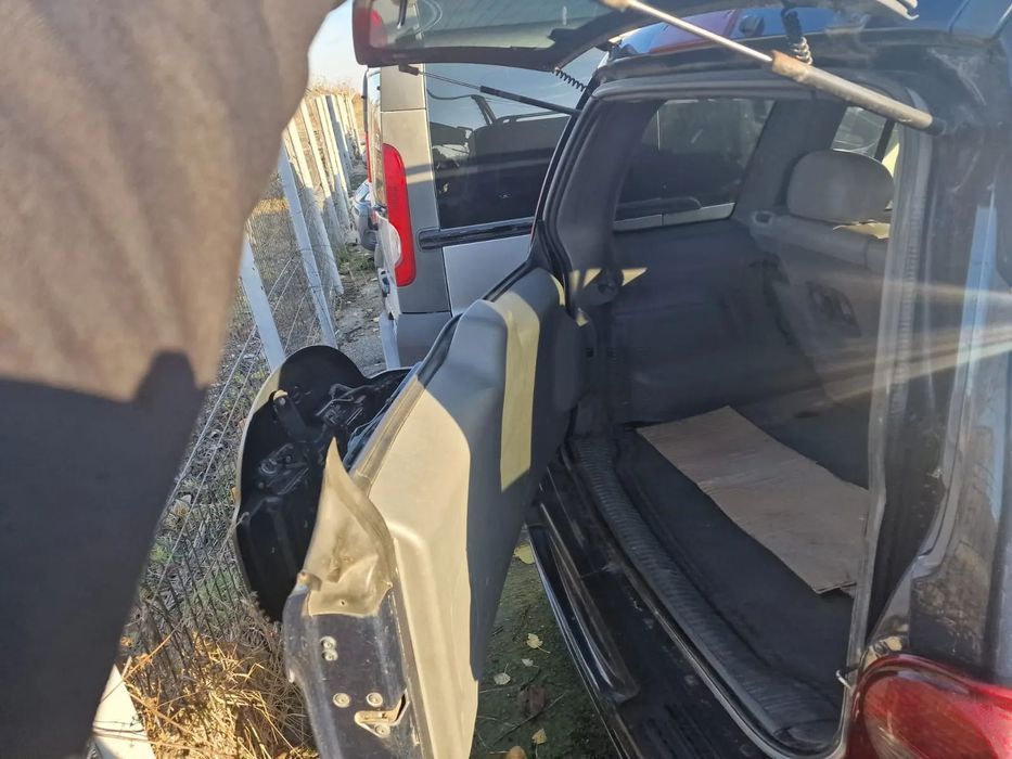 Dezmembram Jeep Cherokee Liberty 4x4, an 2006, 2.8 CRDI