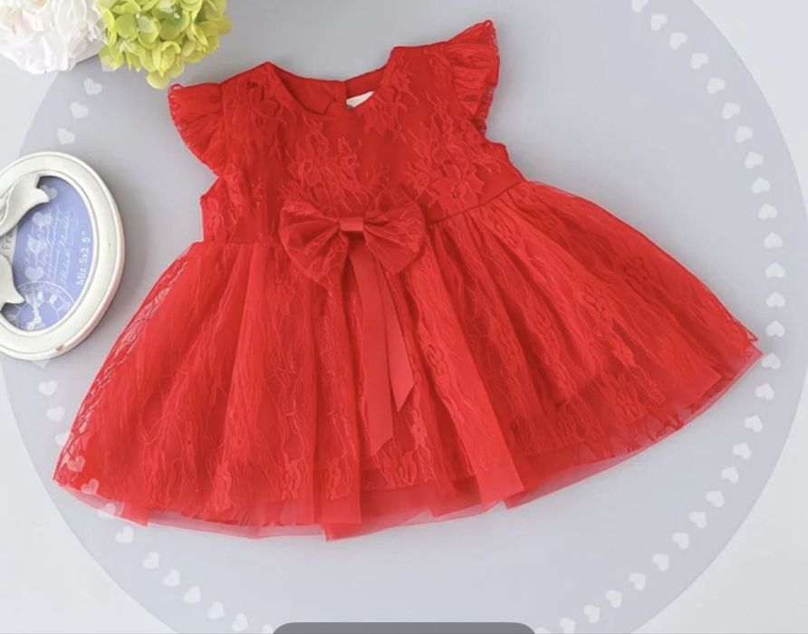 Продам платье размер 100