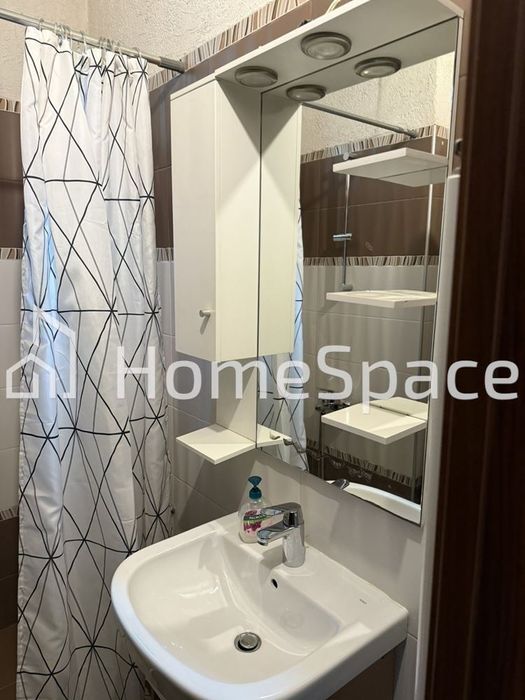 Дава се под наем Офис в София, Център - 100 кв.м за 1495.83 € - Снимка #5