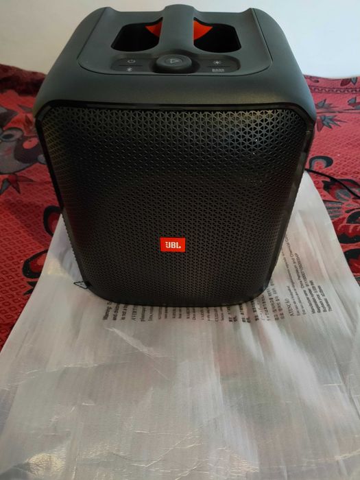 Преносима тонколона, aудио система JBL Partybox Encore Essential, 100W