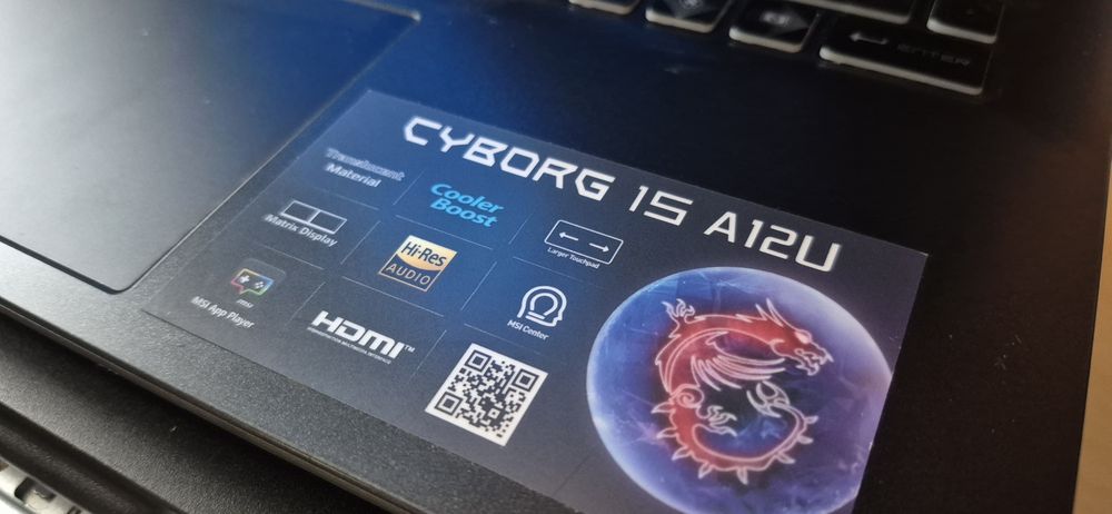Laptop gaming MSI Cyborg i5 12450H RTX 3050 16GB DDR5