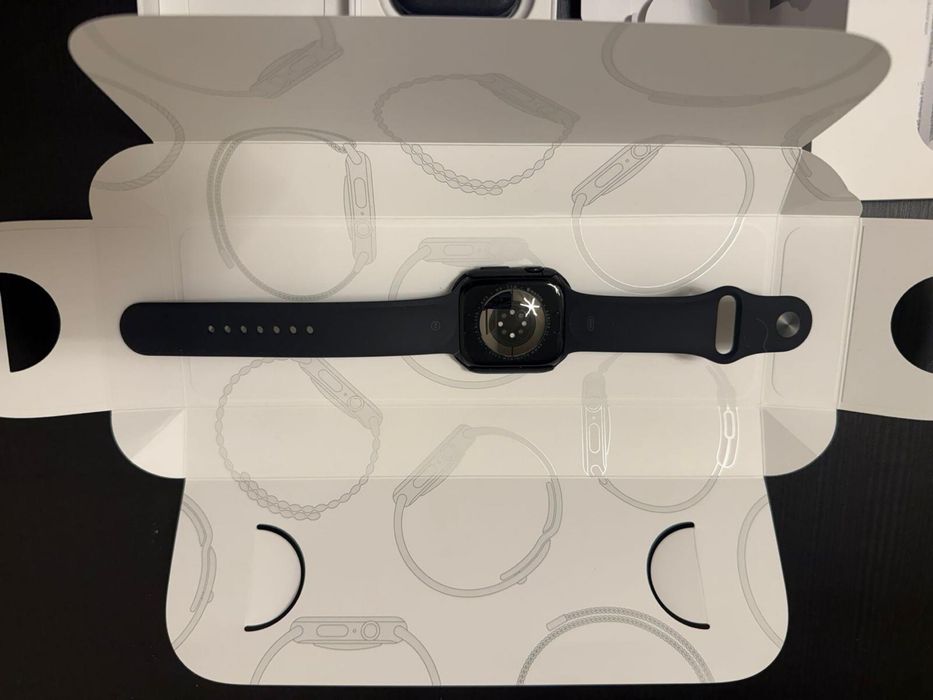 Set Apple: Iphone 16 Pro Max + Apple Watch Series 11 + AirPods Pro 2