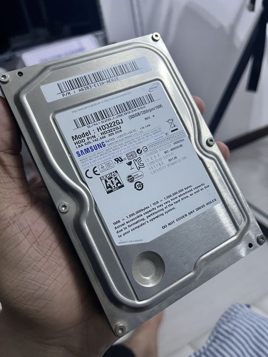 Жесткие диски Seagate,Samsung