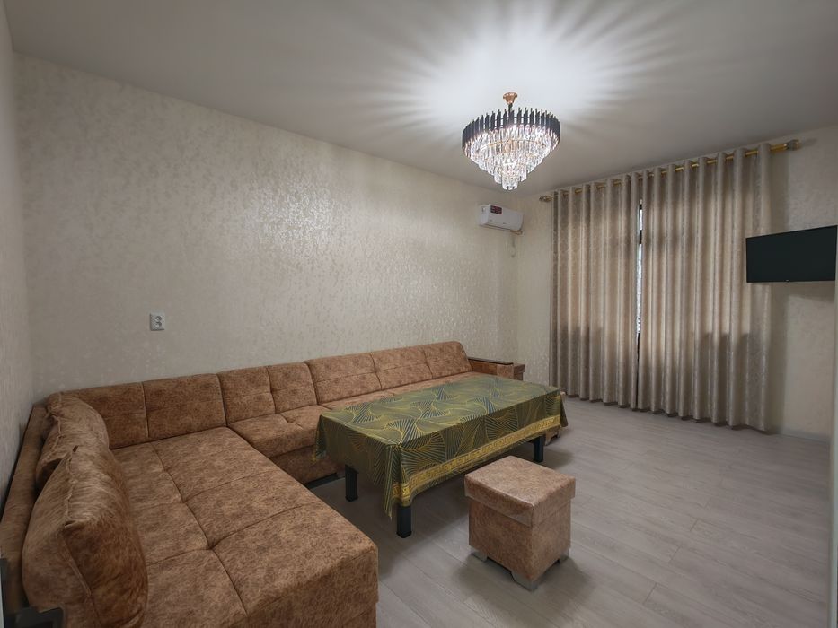 Сдаëтся новая 2-х комнатная квартира на Фрунзенском в Фергане.