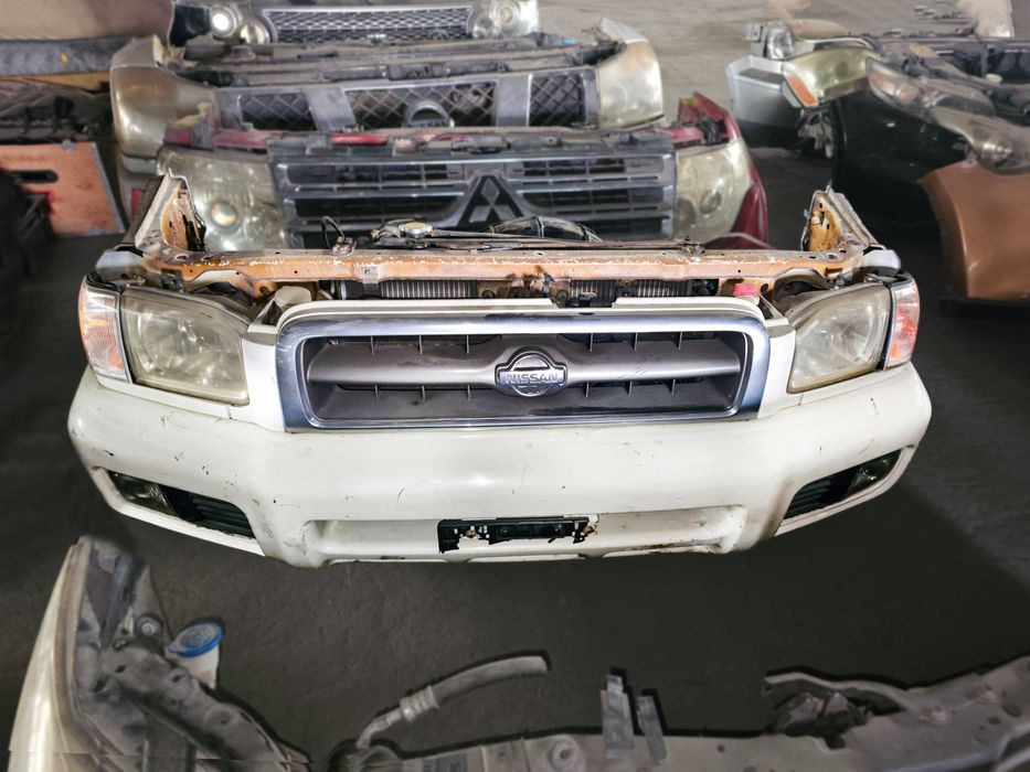 Запчасти на Ниссан Патфайндер Р50