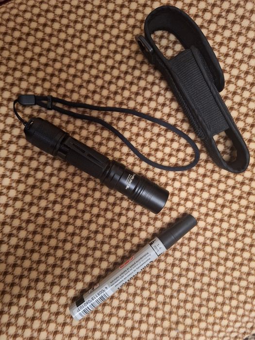 Lanterne profesionale THRUNITE LEP ASTROLUX