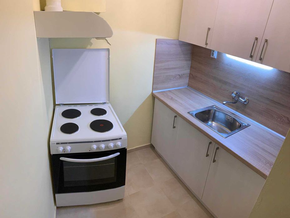 Дава се под наем Двустаен апартамент в Бургас, Възраждане - 45 кв.м за 306 € - Снимка #6