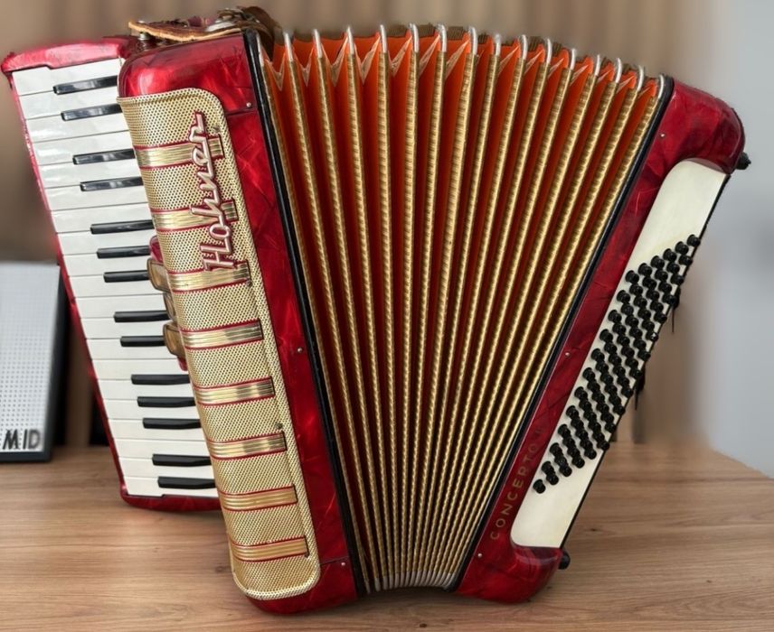 Acordeon Hohner Concerto 2 cu 72 basi