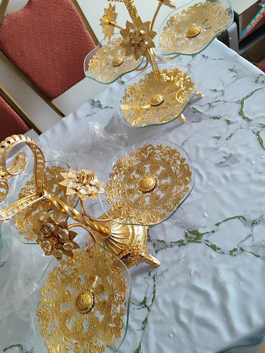 Продаеться холодильник ,сухофруктица 2 шт