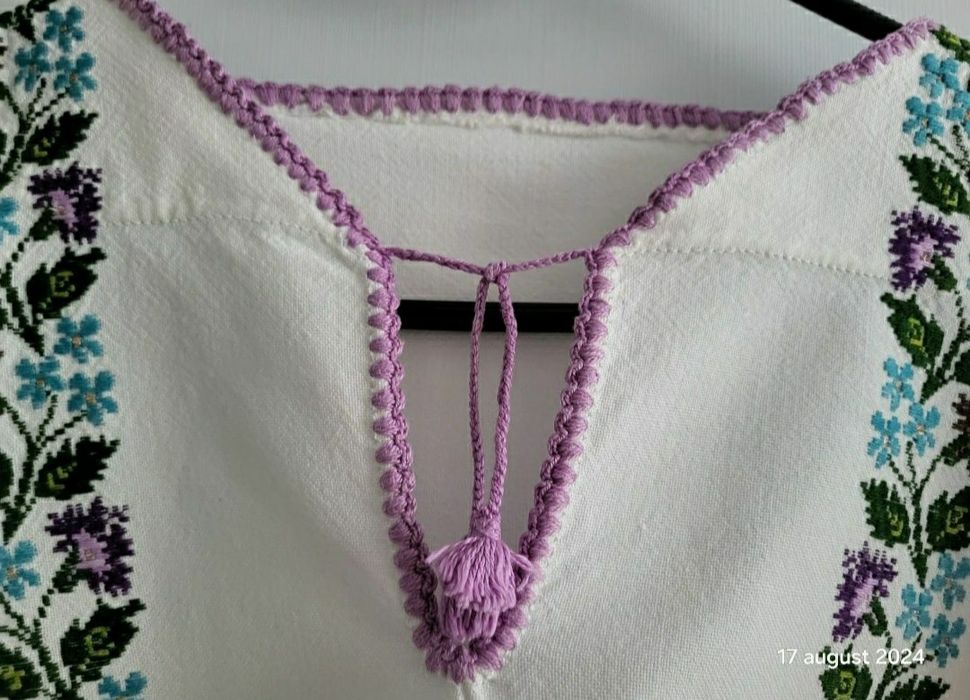 Ie autentica traditionala