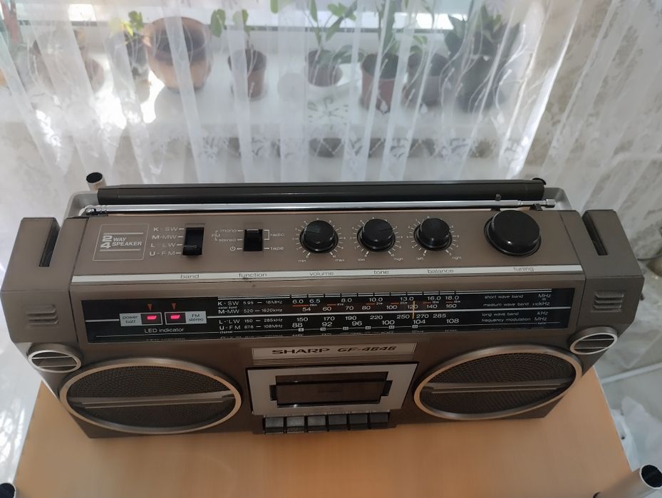 Радио магнитола SHARP GF 4646