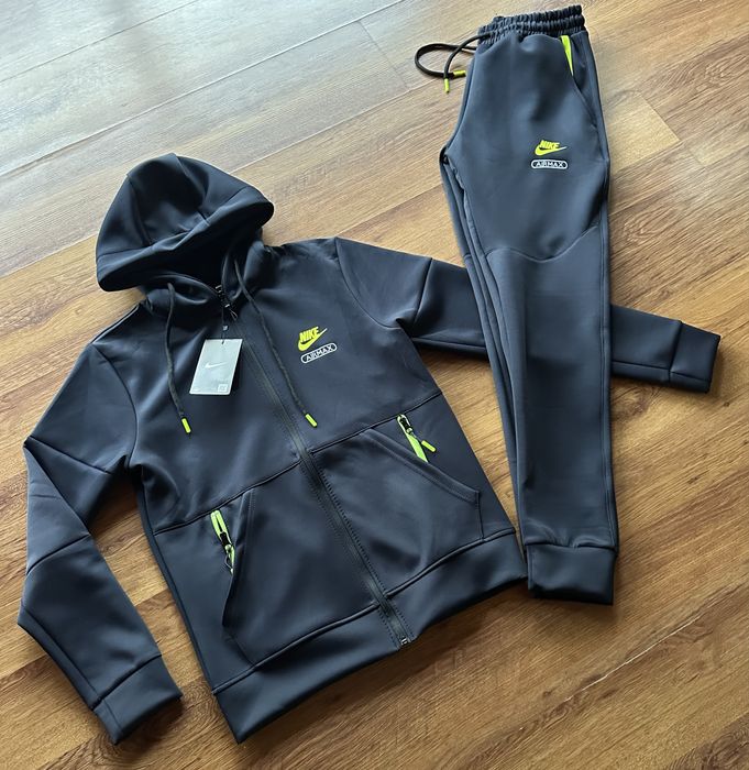 Мъжки,полиамиден,тъмно син екип Nike