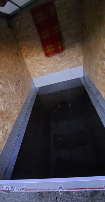 Vand remorca Eduard 1350kg