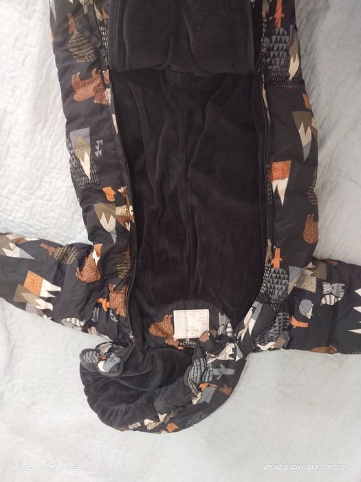 Продам детский комбинезон