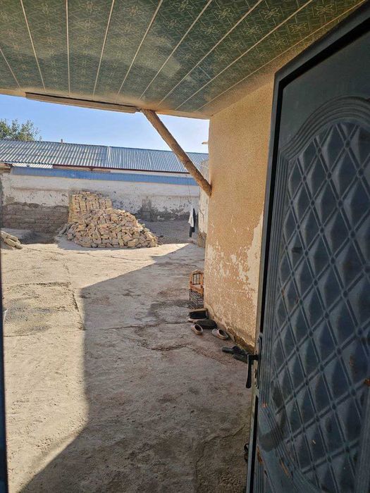 3 сотихли  участка сотилади, калхоз бозор