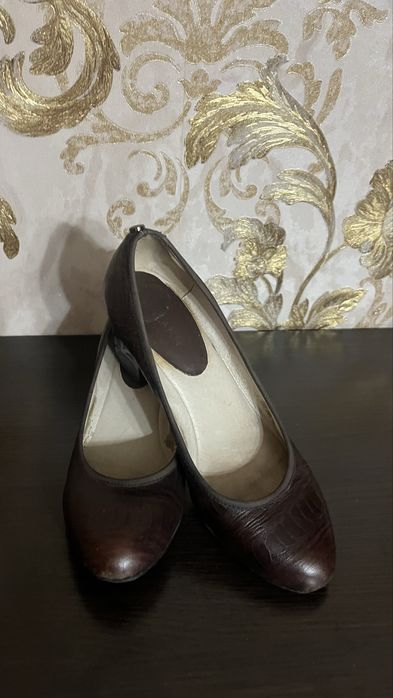 Продам туфли кожа