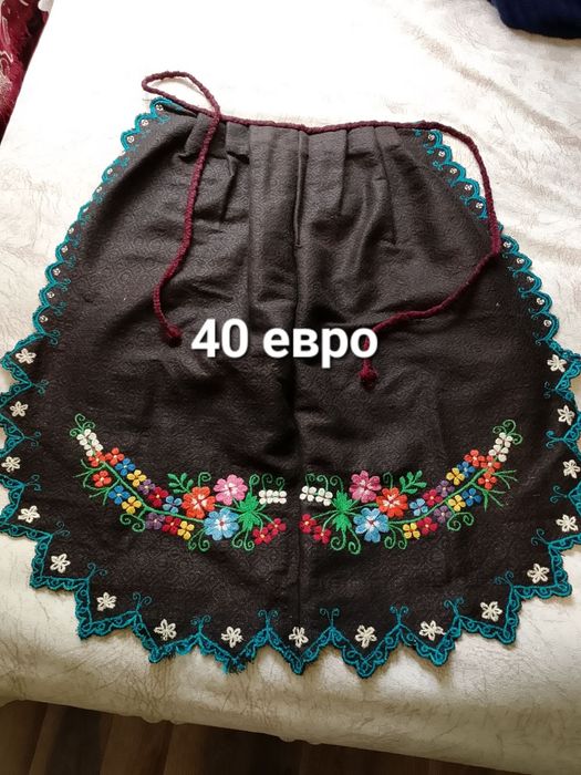 Народни дамски пристелки