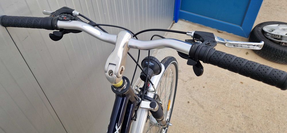 Алуминиев велосипед Vortex колело 28"