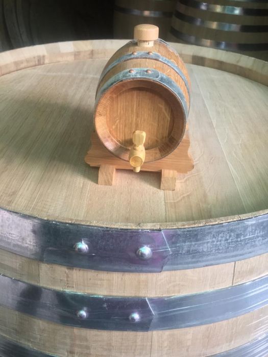 Butoaie stejar,salcâm și dud