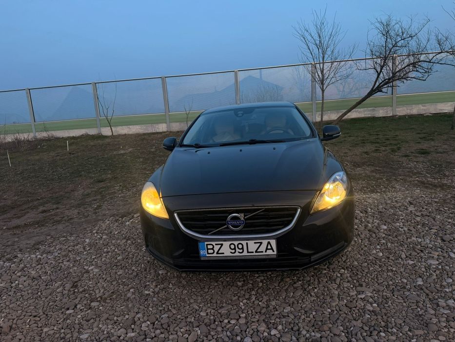 Vand Volvo V40 2.0 190cp D4 2015