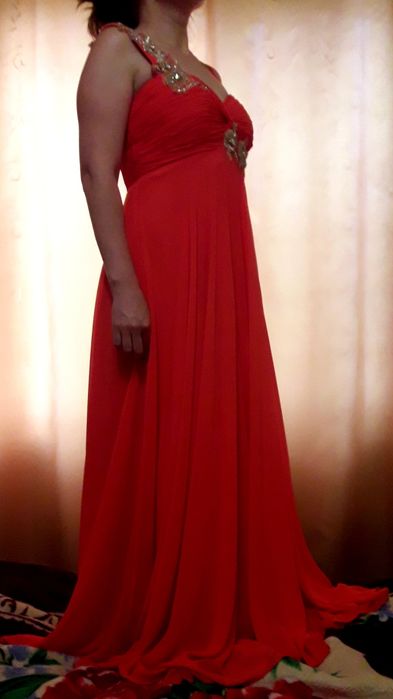 Нежное вечернее платье