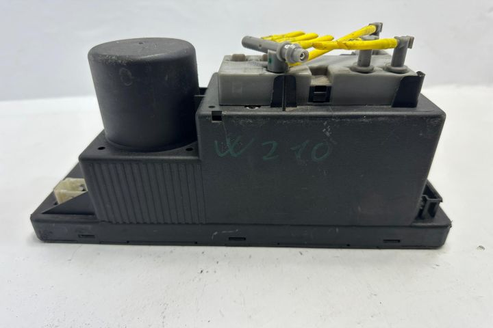 Pompa vacuum inchidere centralizata  2108001448 Mercedes-Benz E-Class