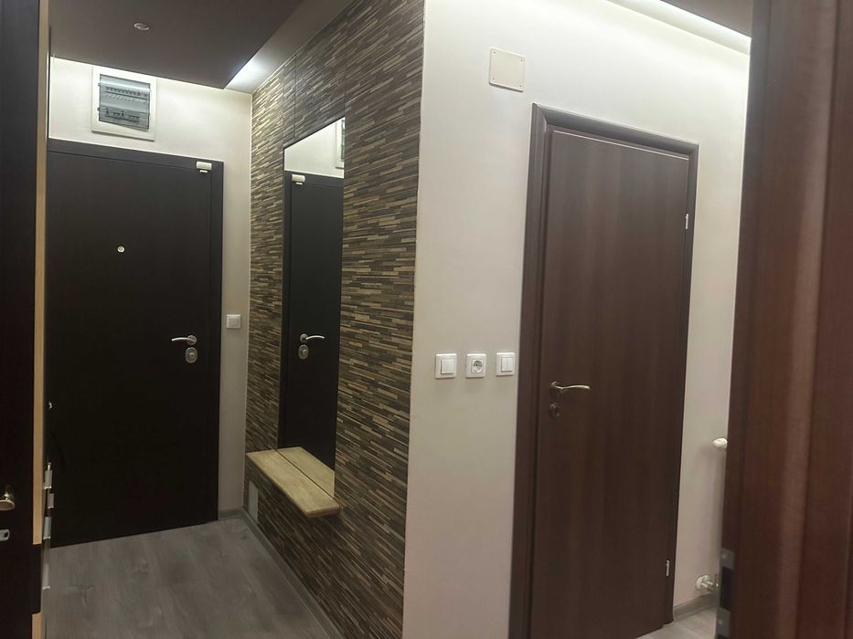 Продава се Тристаен апартамент в Стара Загора, Център - 136 кв.м за 1508 €/кв.м - Снимка #9